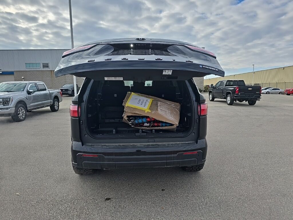 2025 Toyota Sequoia SR5 4WD Fond du Lac WI 2025 Toyota Sequoia SR5 4WD Fond du Lac WI