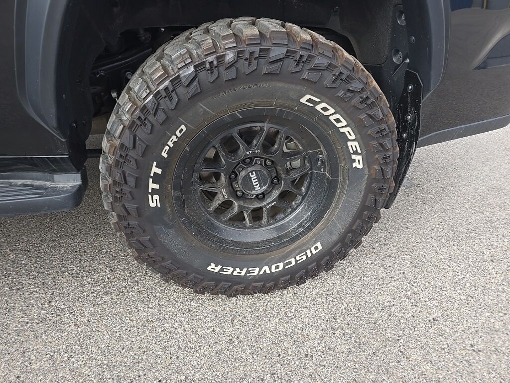 2025 Toyota Sequoia SR5 4WD Fond du Lac WI 2025 Toyota Sequoia SR5 4WD Fond du Lac WI