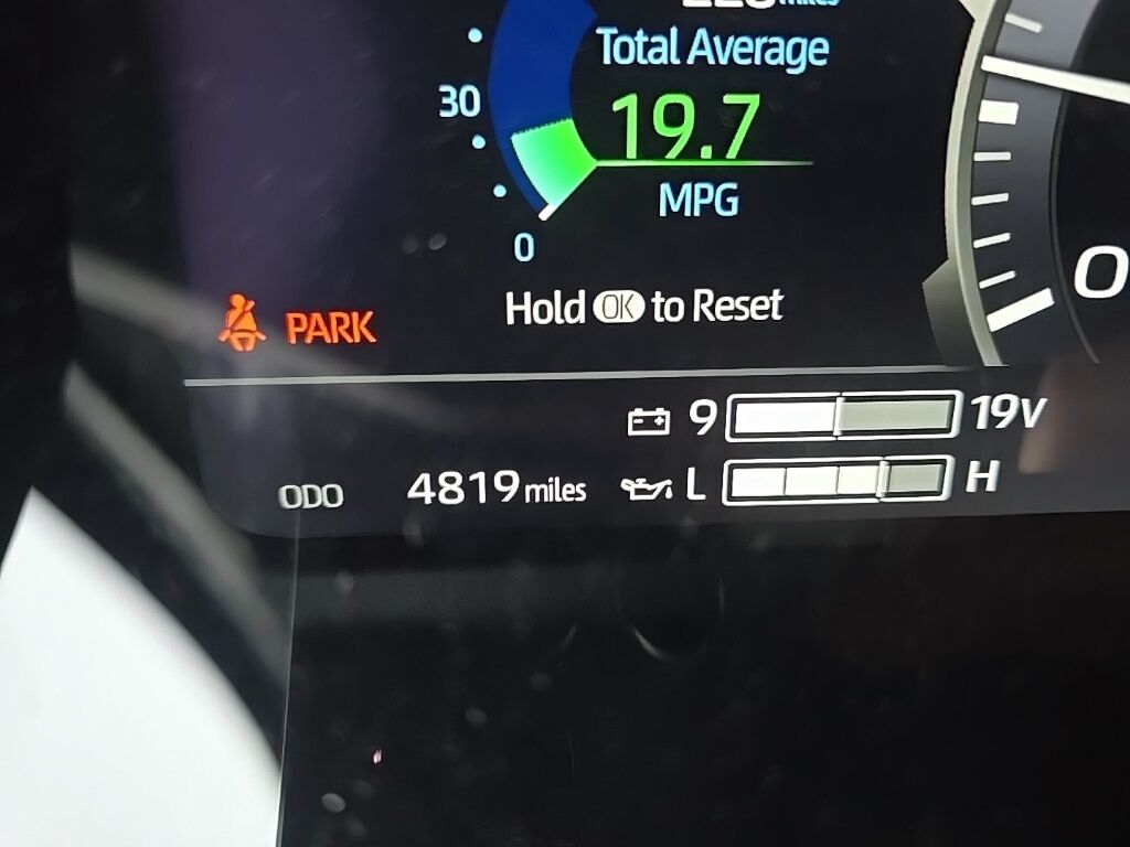 2025 Toyota Sequoia SR5 4WD Fond du Lac WI 2025 Toyota Sequoia SR5 4WD Fond du Lac WI