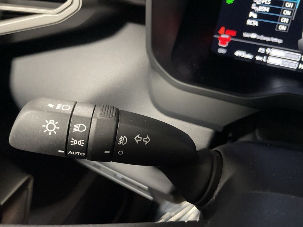 2025 Toyota Sequoia SR5 4WD Fond du Lac WI 2025 Toyota Sequoia SR5 4WD Fond du Lac WI