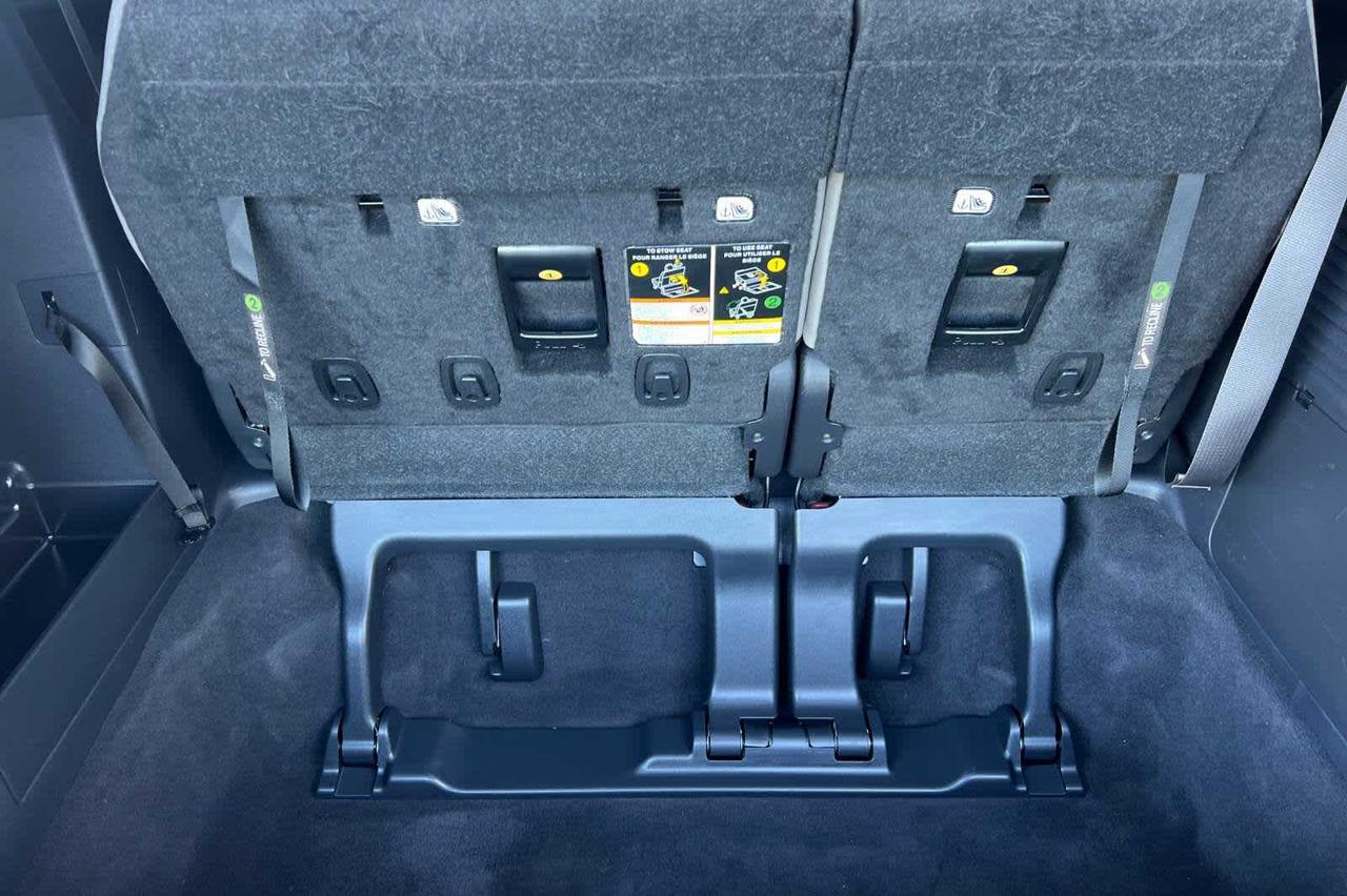2025 Toyota Sienna LE Roseville CA