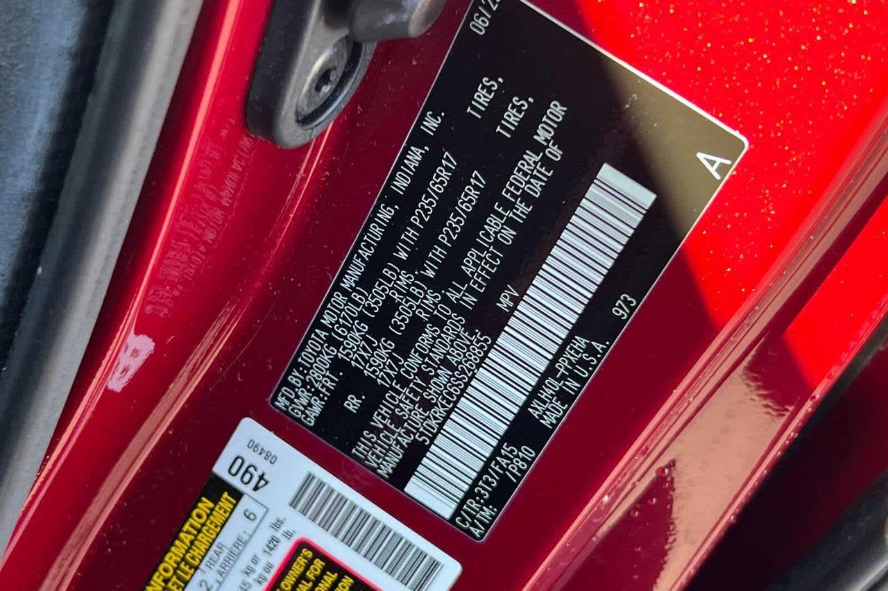 2025 Toyota Sienna LE Roseville CA