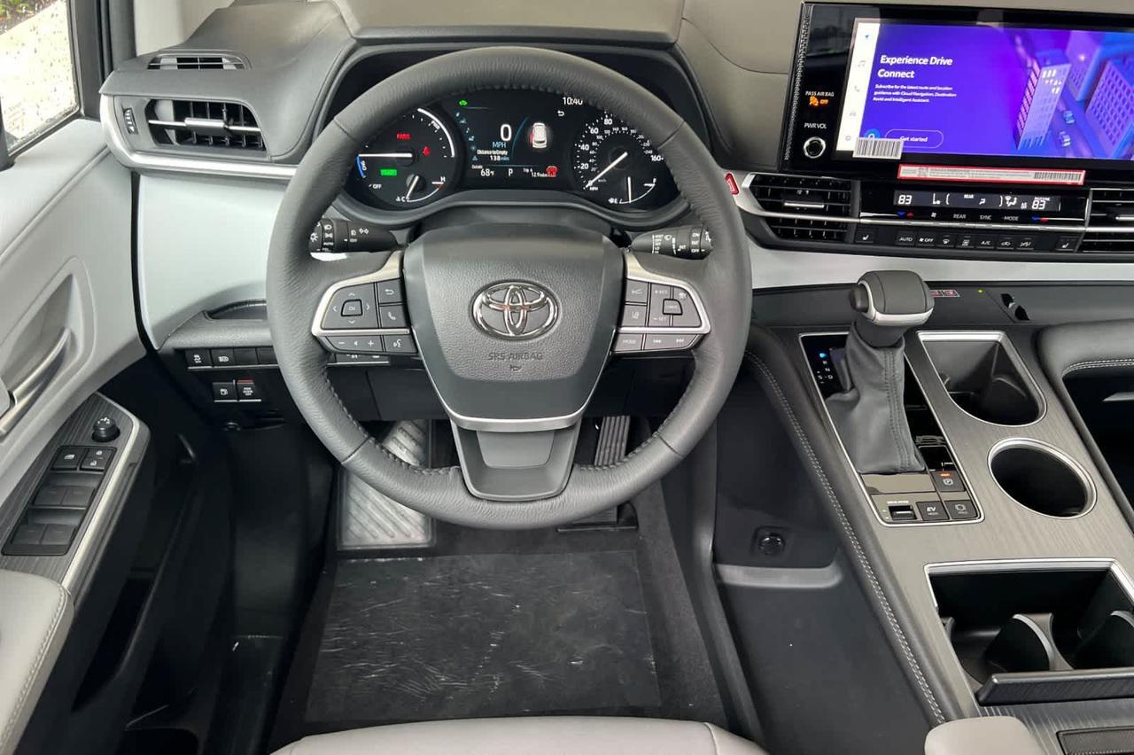 2025 Toyota Sienna XLE Roseville CA