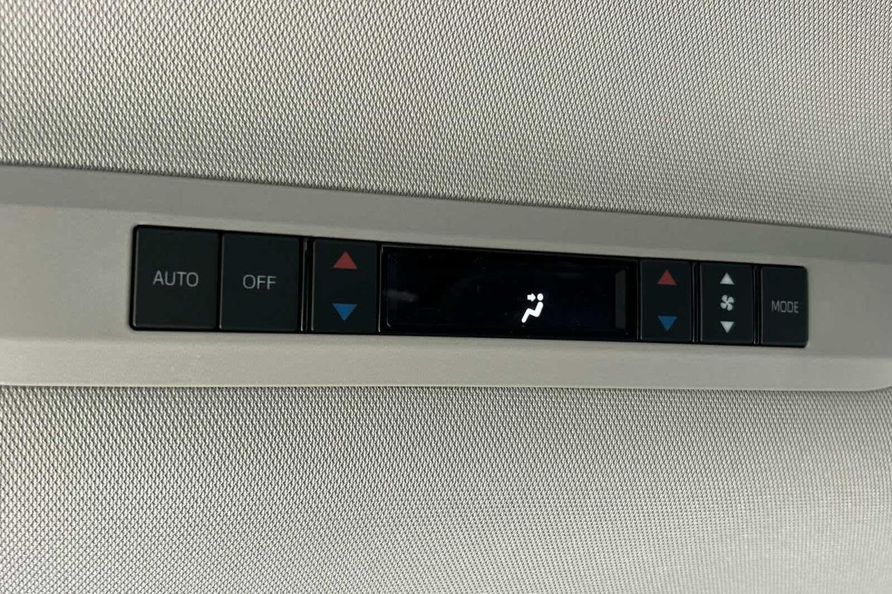 2025 Toyota Sienna XLE Roseville CA