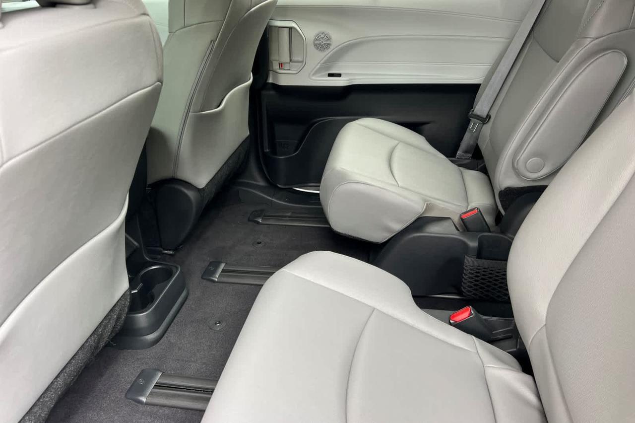 2025 Toyota Sienna XLE Roseville CA