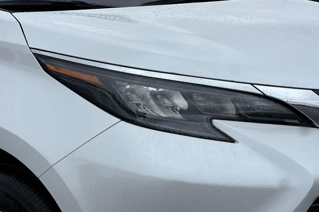 2025 Toyota Sienna XLE Roseville CA