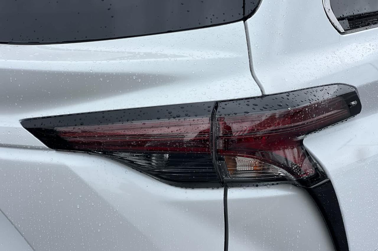 2025 Toyota Sienna XLE Roseville CA
