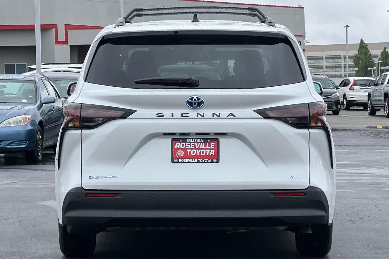 2025 Toyota Sienna XLE Roseville CA