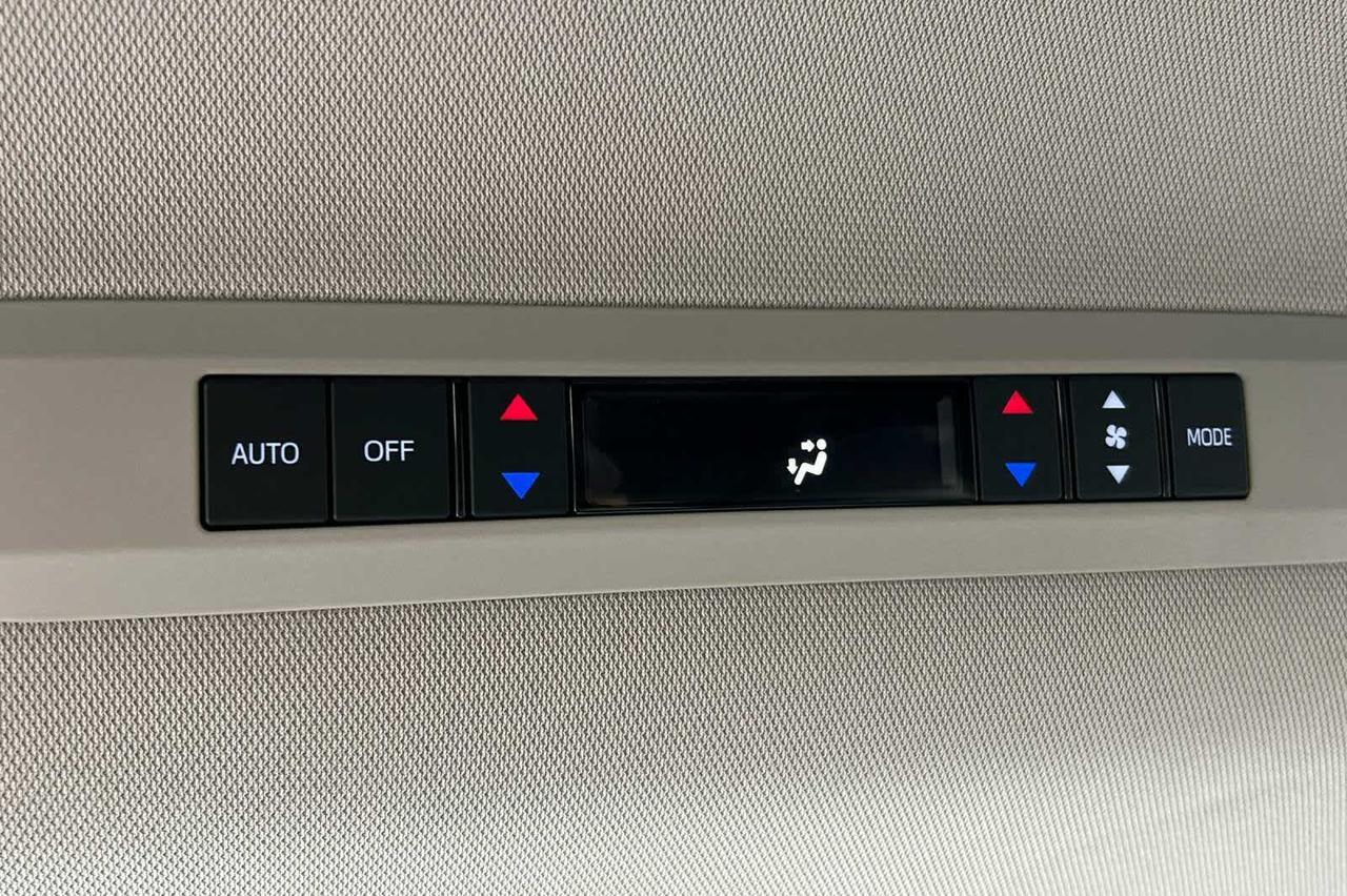 2025 Toyota Sienna XLE Roseville CA