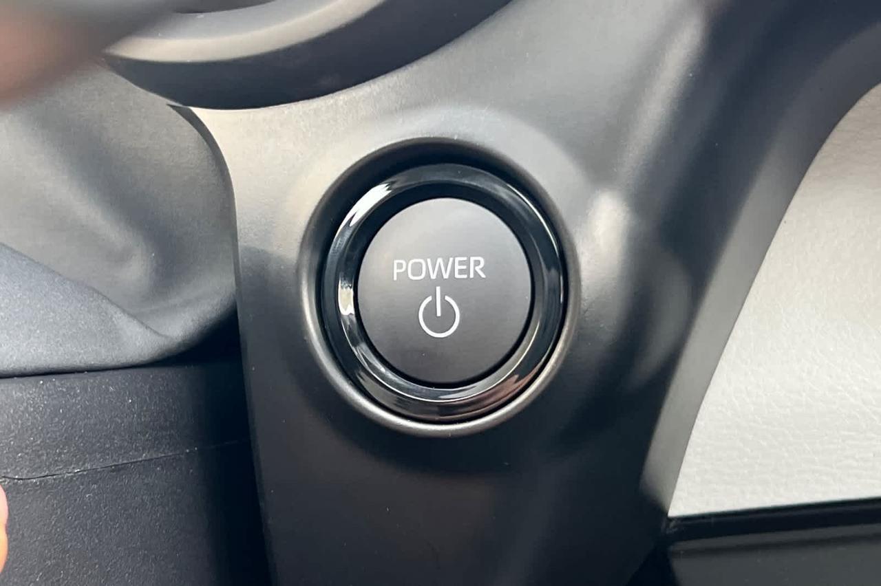 2025 Toyota Sienna XLE Roseville CA