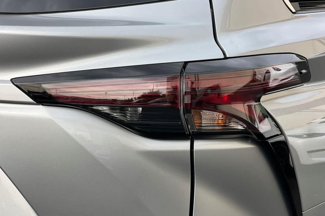 2025 Toyota Sienna XLE Roseville CA