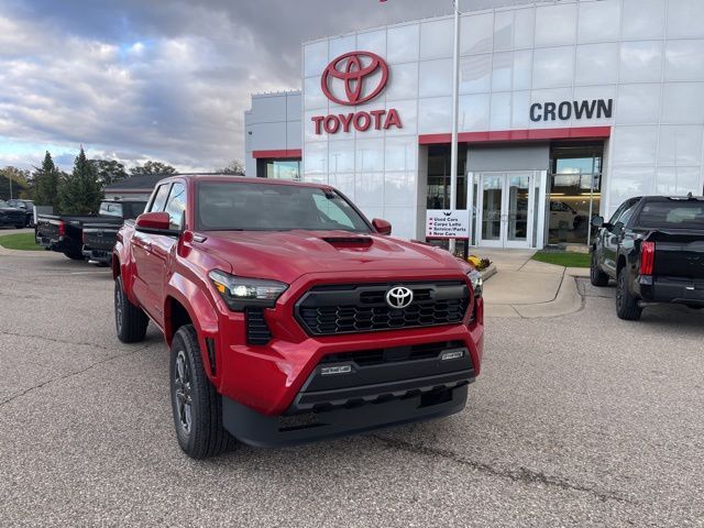 2025 Toyota Tacoma Hybrid TRD Sport 4WD