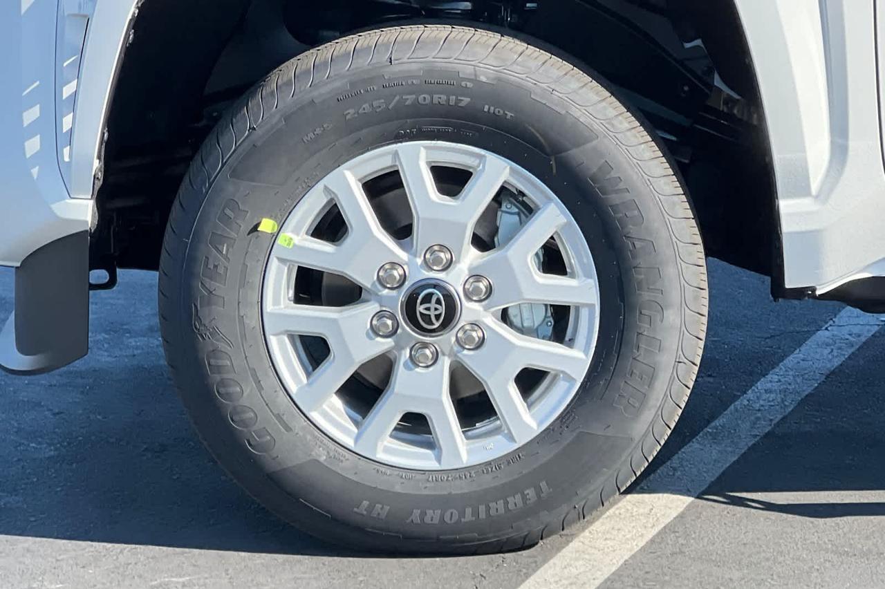 2025 Toyota Tacoma SR5 Roseville CA