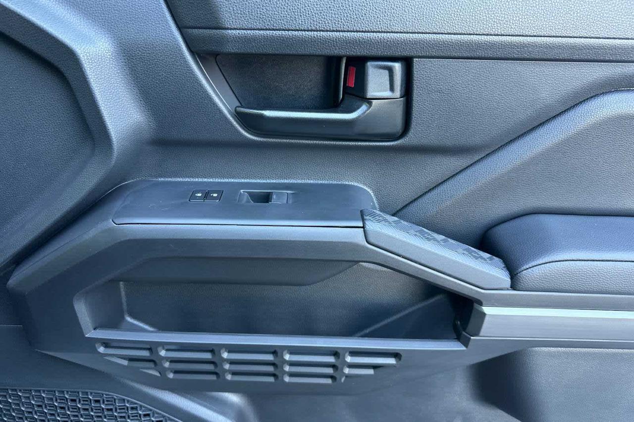 2025 Toyota Tacoma SR5 Roseville CA
