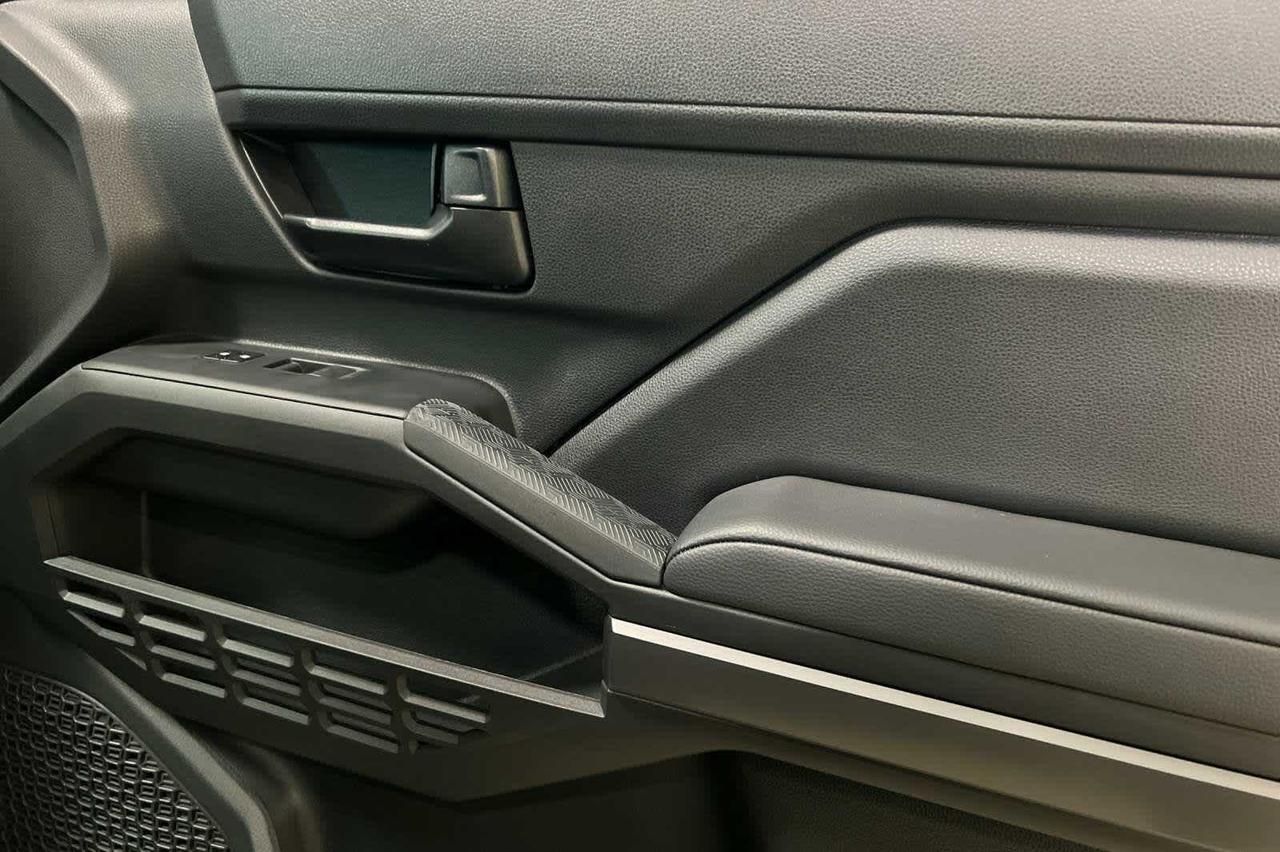 2025 Toyota Tacoma SR5 Roseville CA