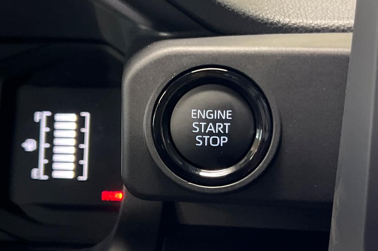 2025 Toyota Tacoma SR5 Roseville CA
