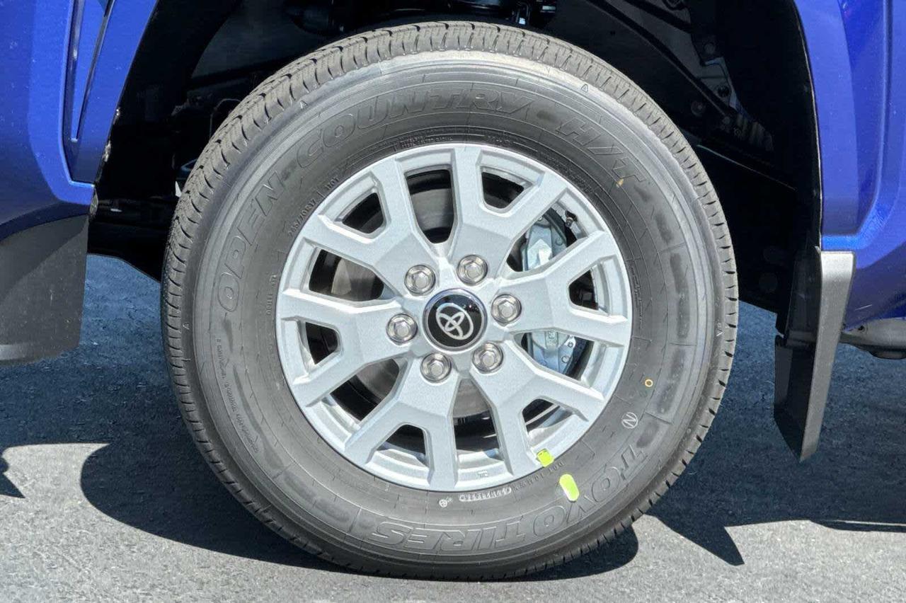 2025 Toyota Tacoma SR5 Roseville CA