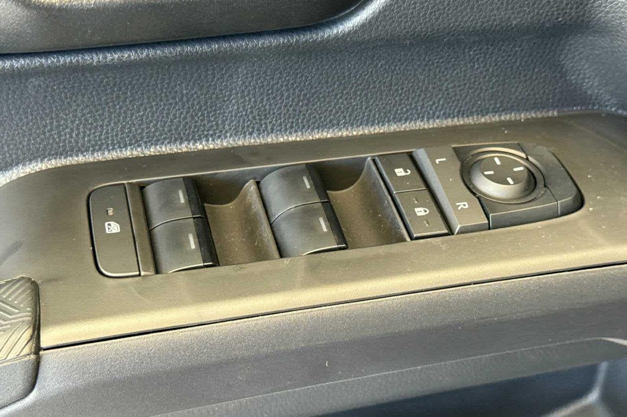 2025 Toyota Tacoma SR5 Roseville CA