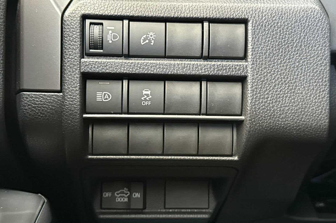 2025 Toyota Tacoma SR5 Roseville CA