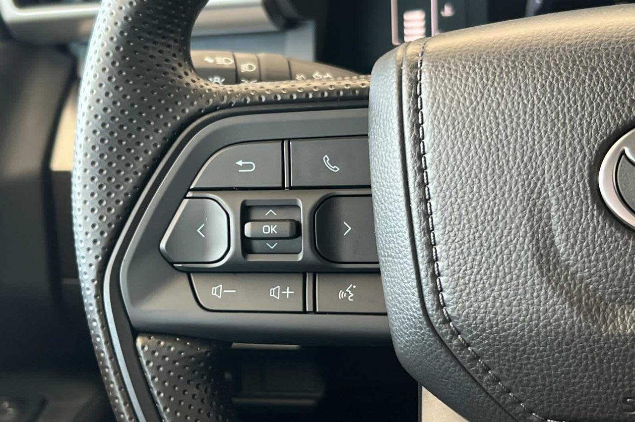 2025 Toyota Tacoma SR5 Roseville CA