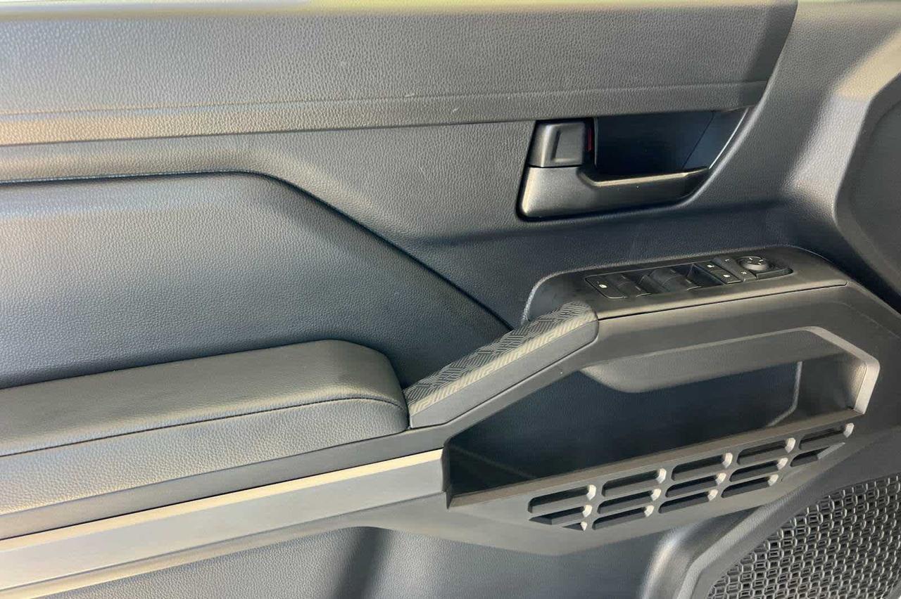 2025 Toyota Tacoma SR5 Roseville CA