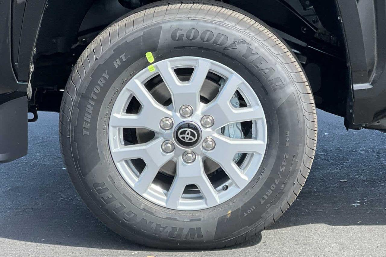 2025 Toyota Tacoma SR5 Roseville CA