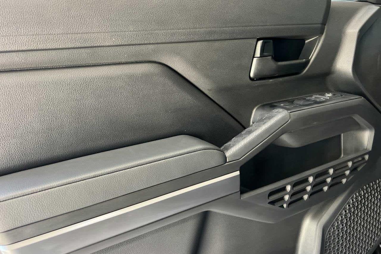2025 Toyota Tacoma SR5 Roseville CA