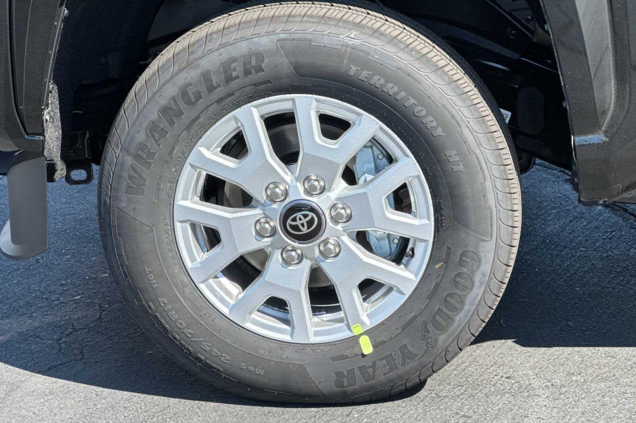 2025 Toyota Tacoma SR5 Roseville CA