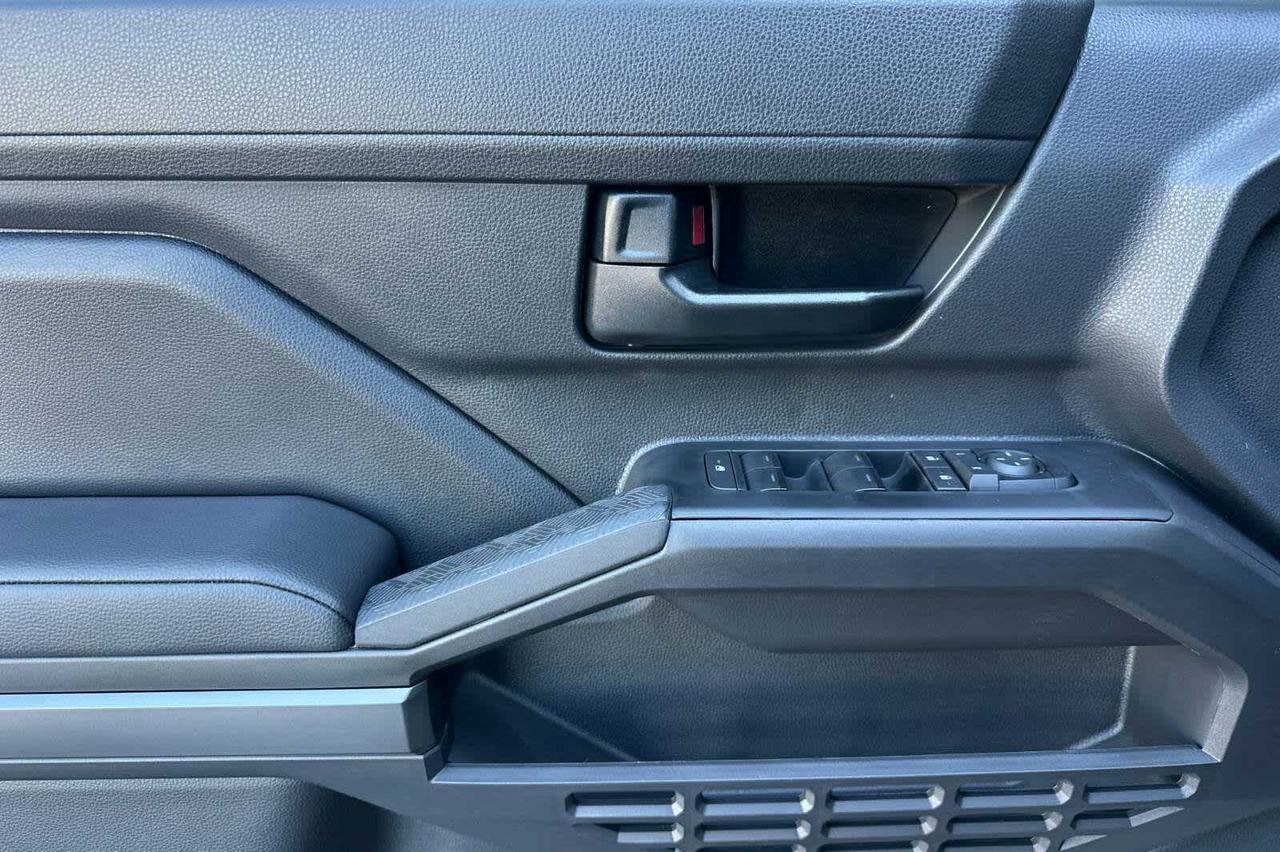 2025 Toyota Tacoma SR5 Roseville CA