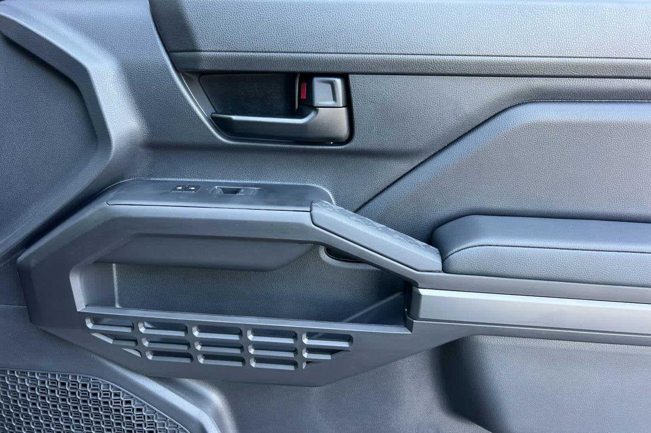 2025 Toyota Tacoma SR5 Roseville CA