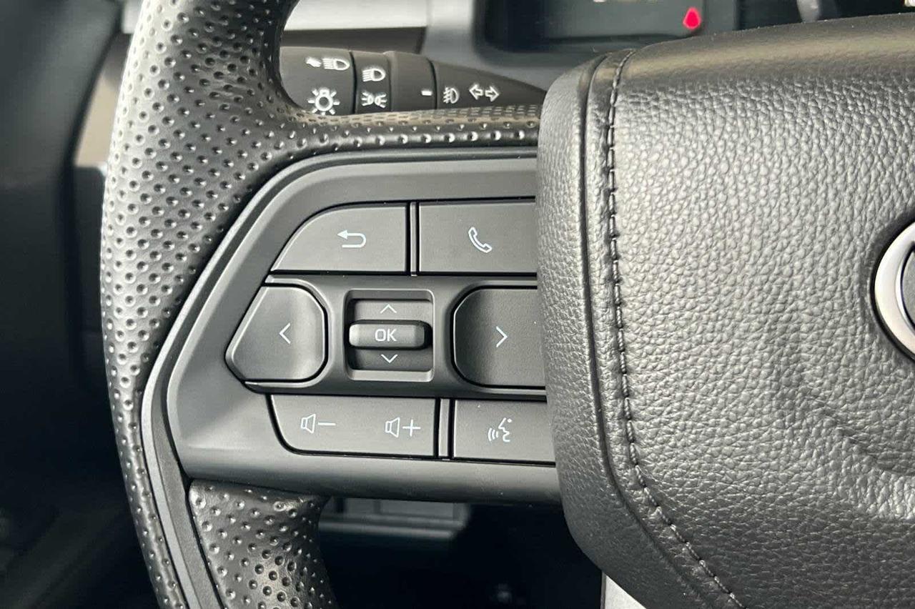 2025 Toyota Tacoma SR5 Roseville CA