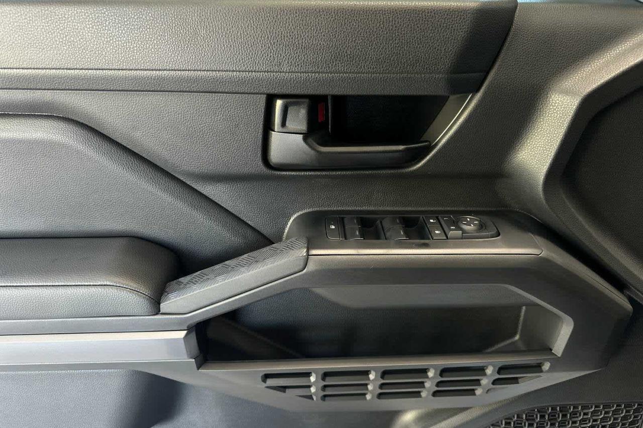 2025 Toyota Tacoma SR5 Roseville CA