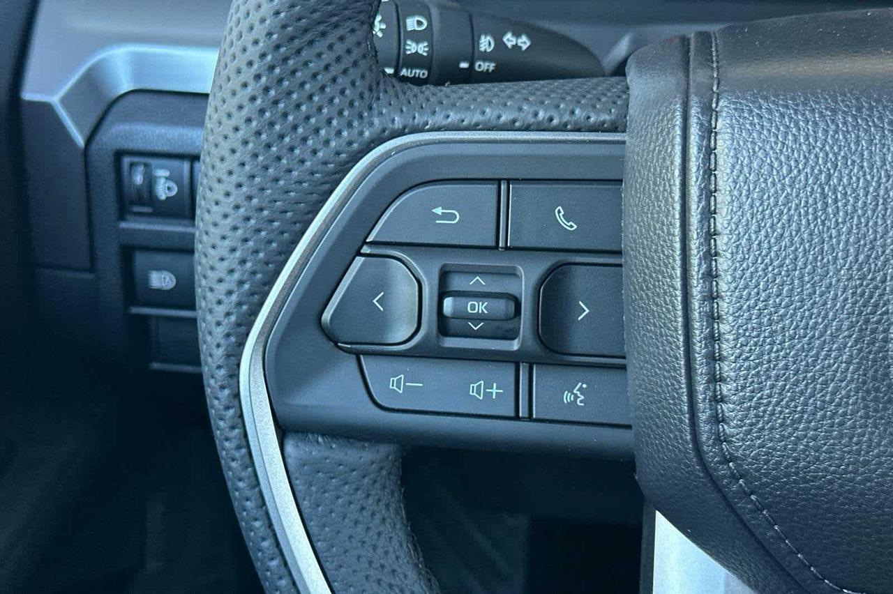 2025 Toyota Tacoma SR5 Roseville CA