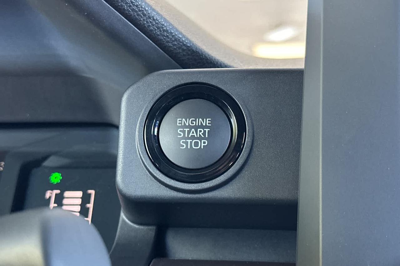 2025 Toyota Tacoma SR5 Roseville CA