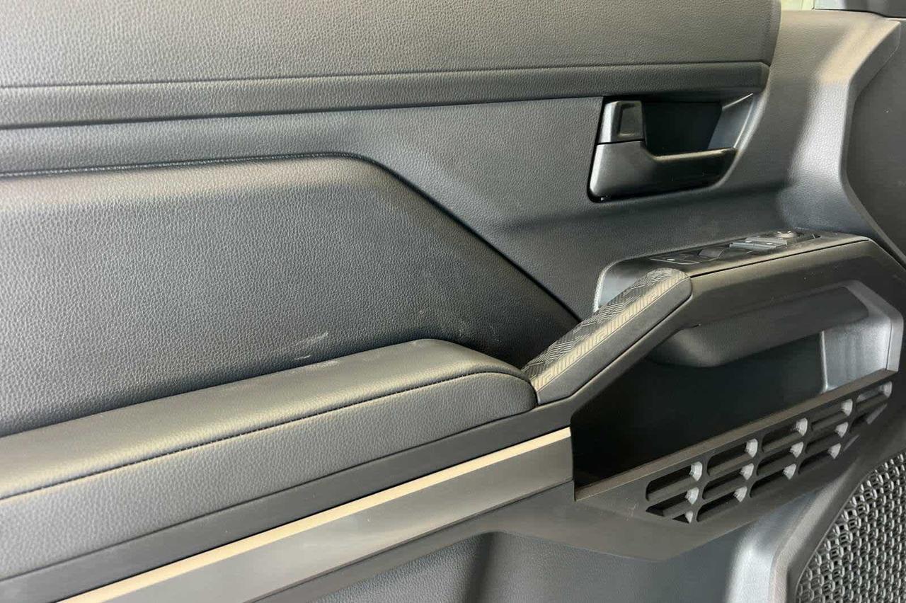 2025 Toyota Tacoma SR5 Roseville CA