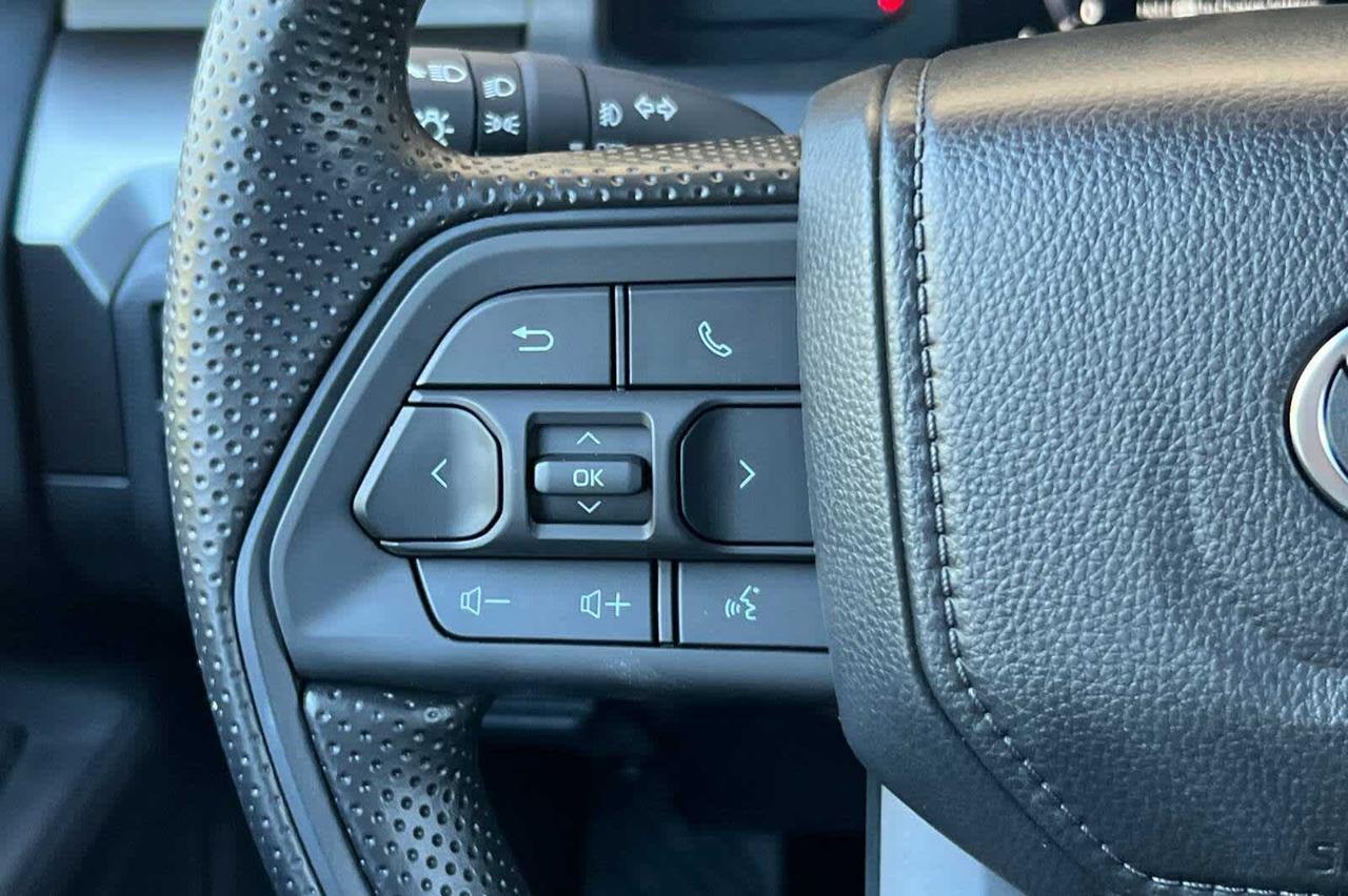 2025 Toyota Tacoma SR5 Roseville CA