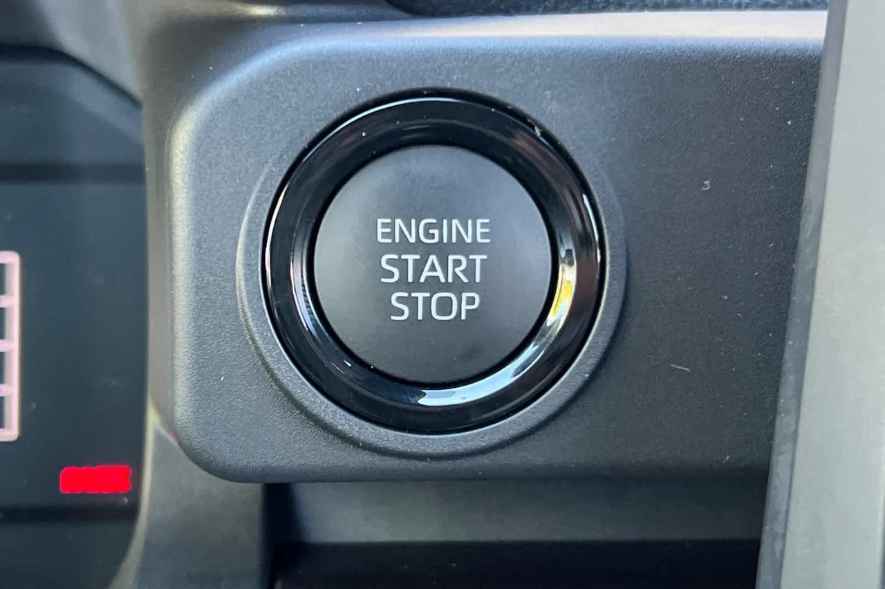2025 Toyota Tacoma SR5 Roseville CA