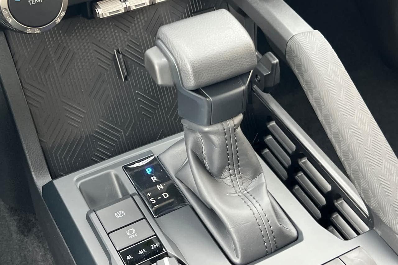 2025 Toyota Tacoma SR5 Roseville CA