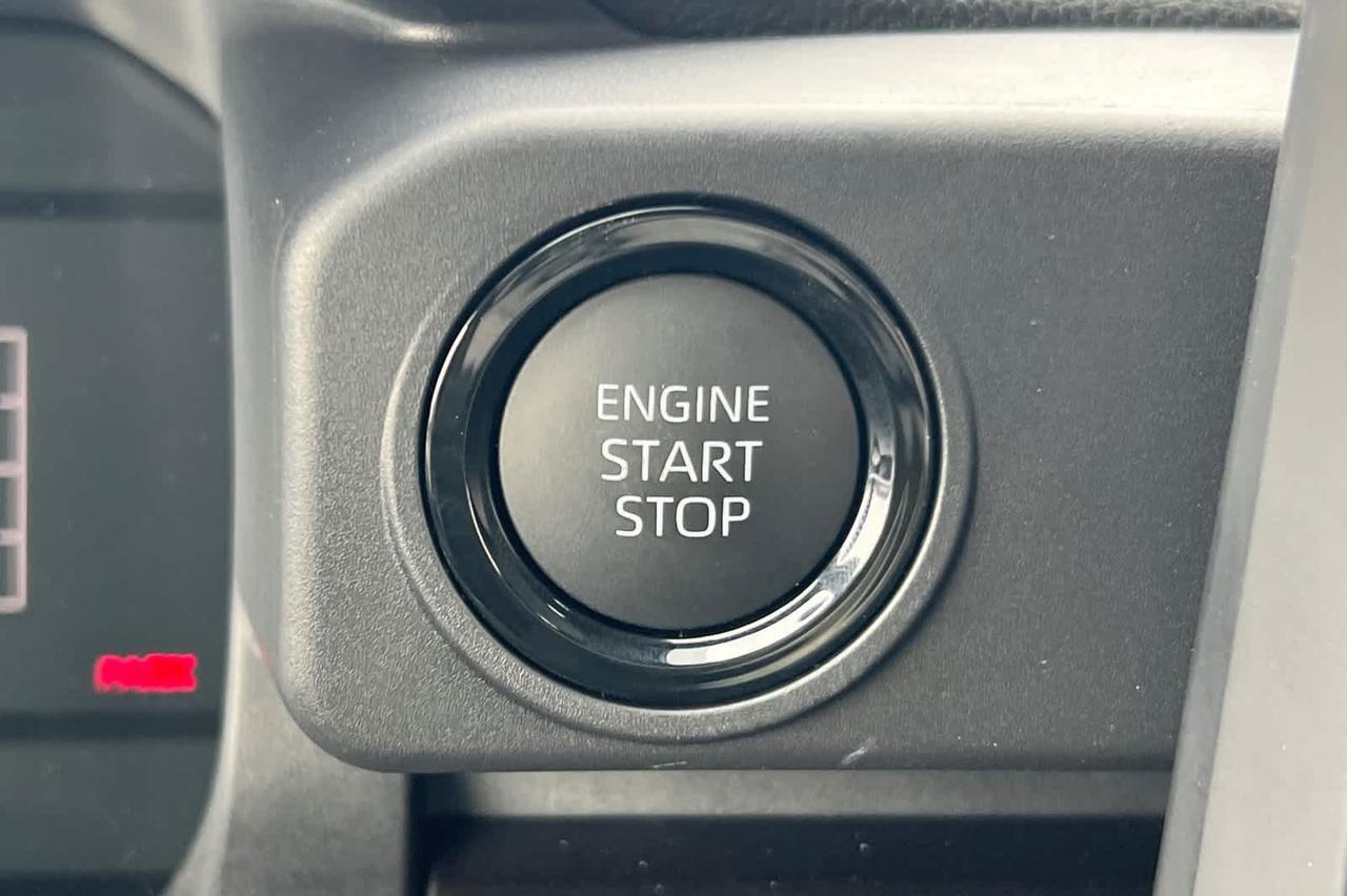 2025 Toyota Tacoma SR5 Roseville CA