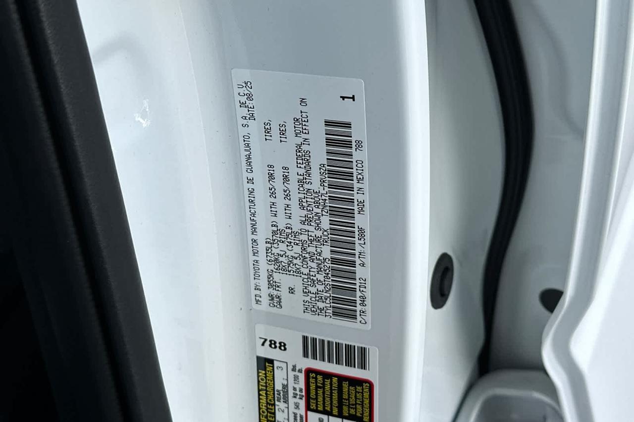 2025 Toyota Tacoma TRD Off Road Hybrid Roseville CA