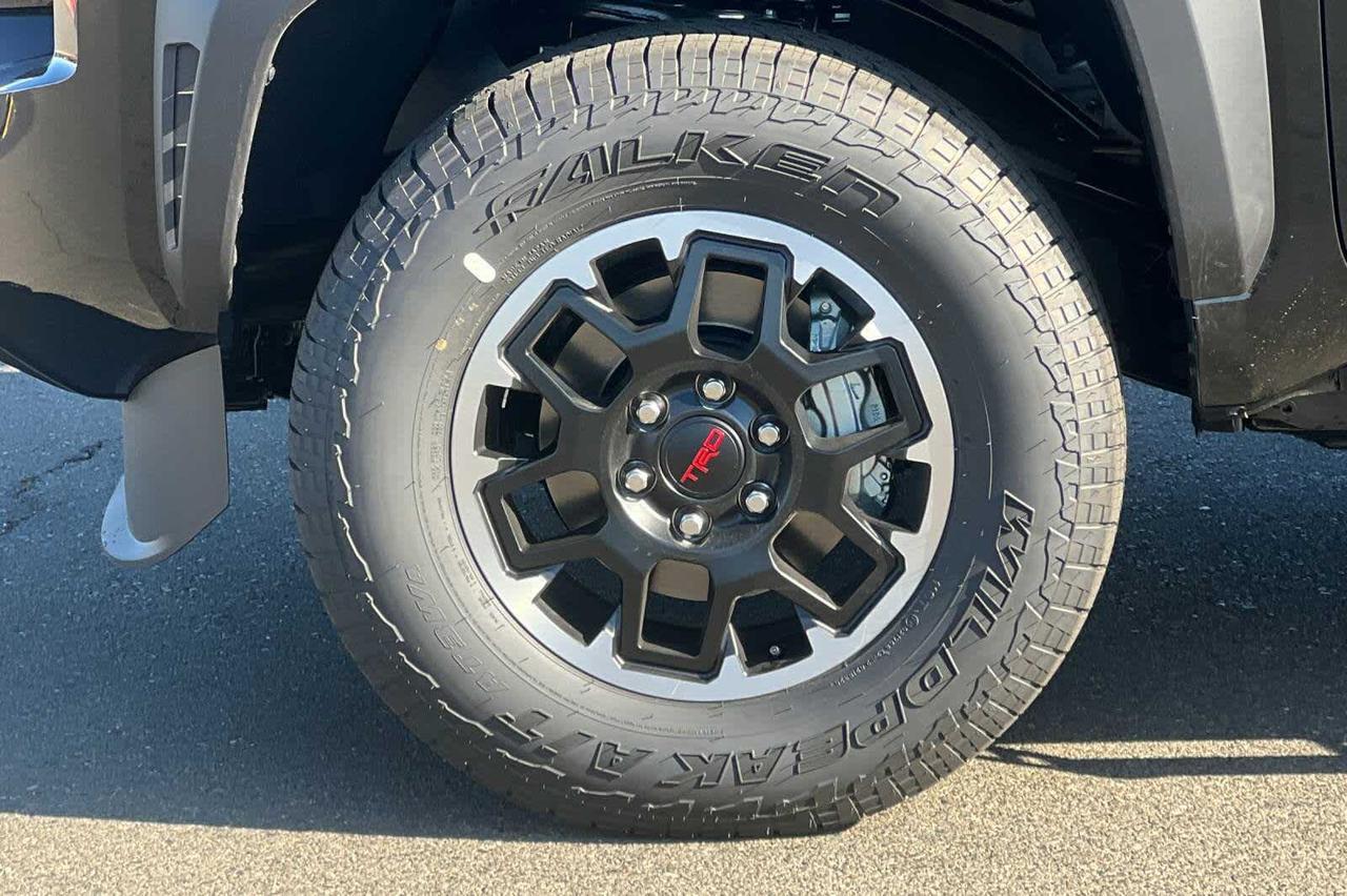 2025 Toyota Tacoma TRD Off Road Hybrid Roseville CA