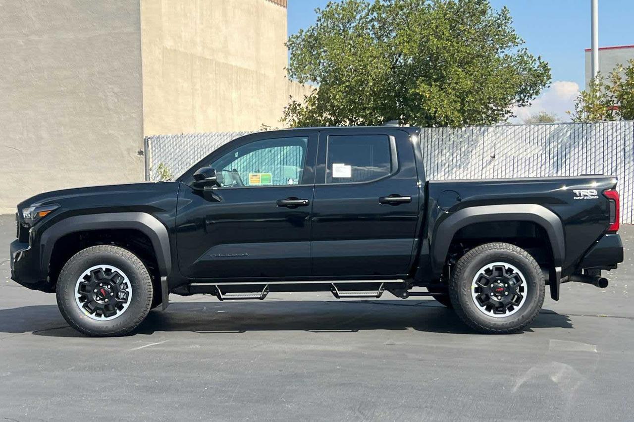 2025 Toyota Tacoma TRD Off Road Roseville CA