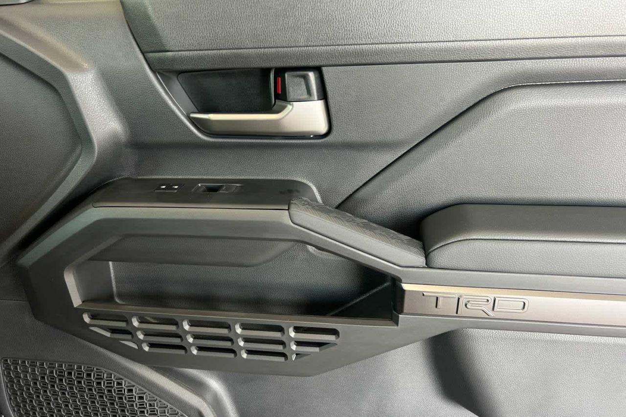 2025 Toyota Tacoma TRD Off Road Roseville CA