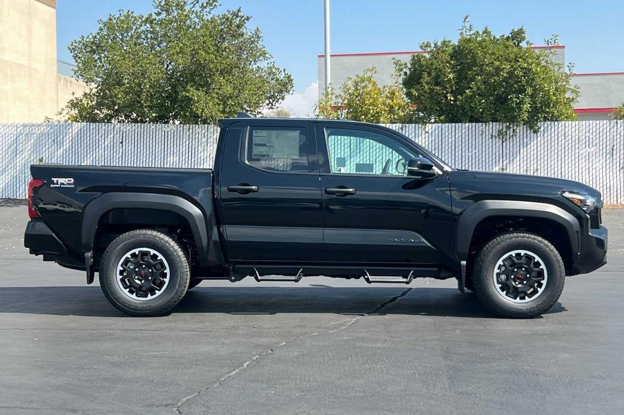 2025 Toyota Tacoma TRD Off Road Roseville CA