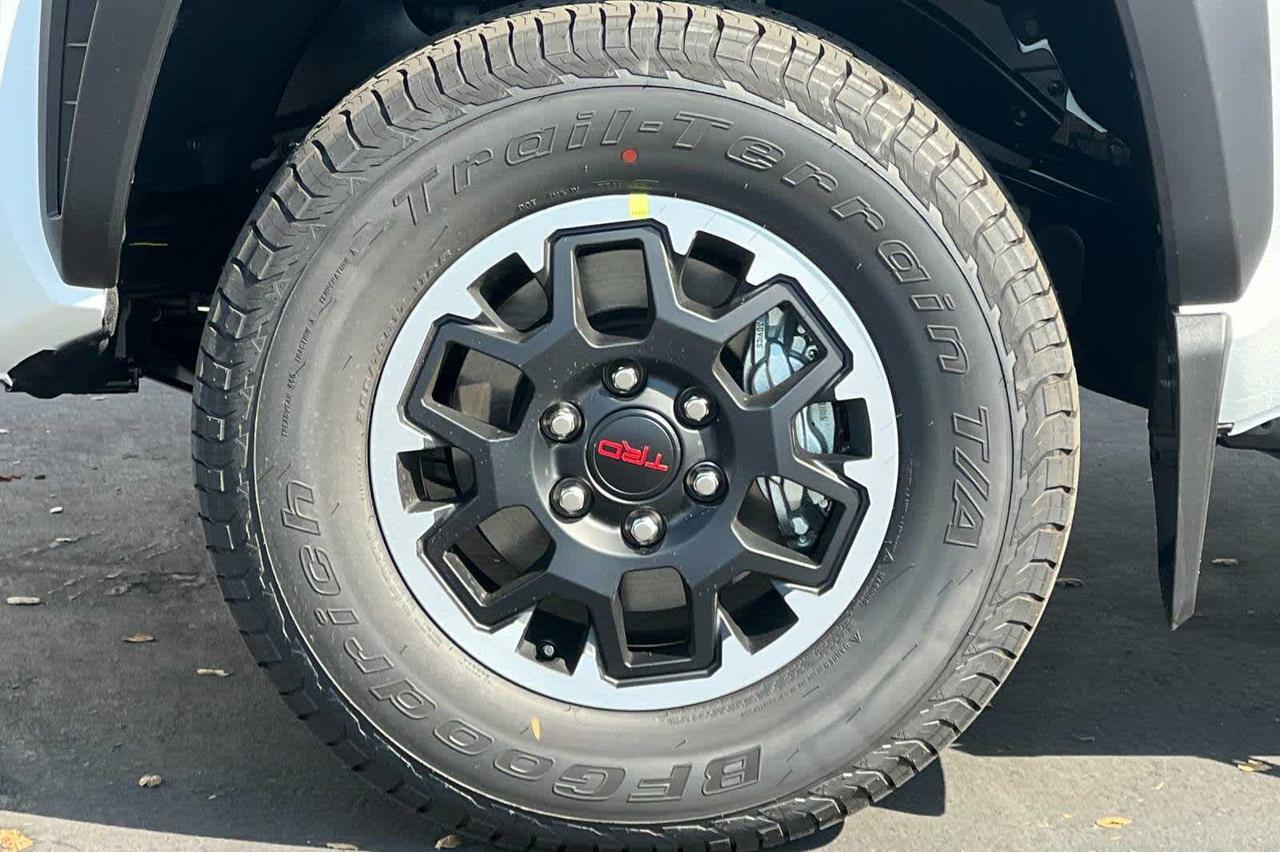 2025 Toyota Tacoma TRD Off Road Roseville CA