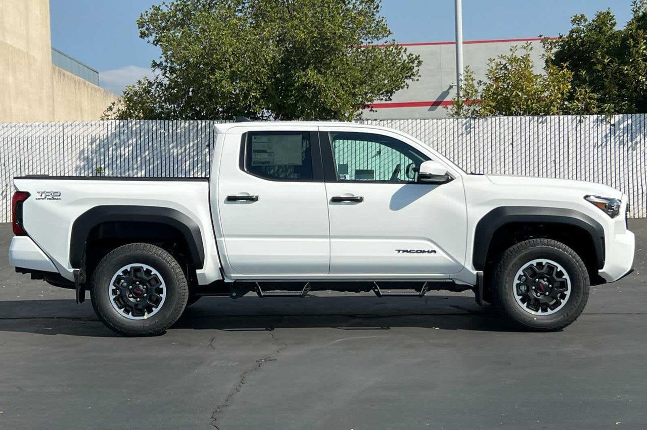2025 Toyota Tacoma TRD Off Road Roseville CA