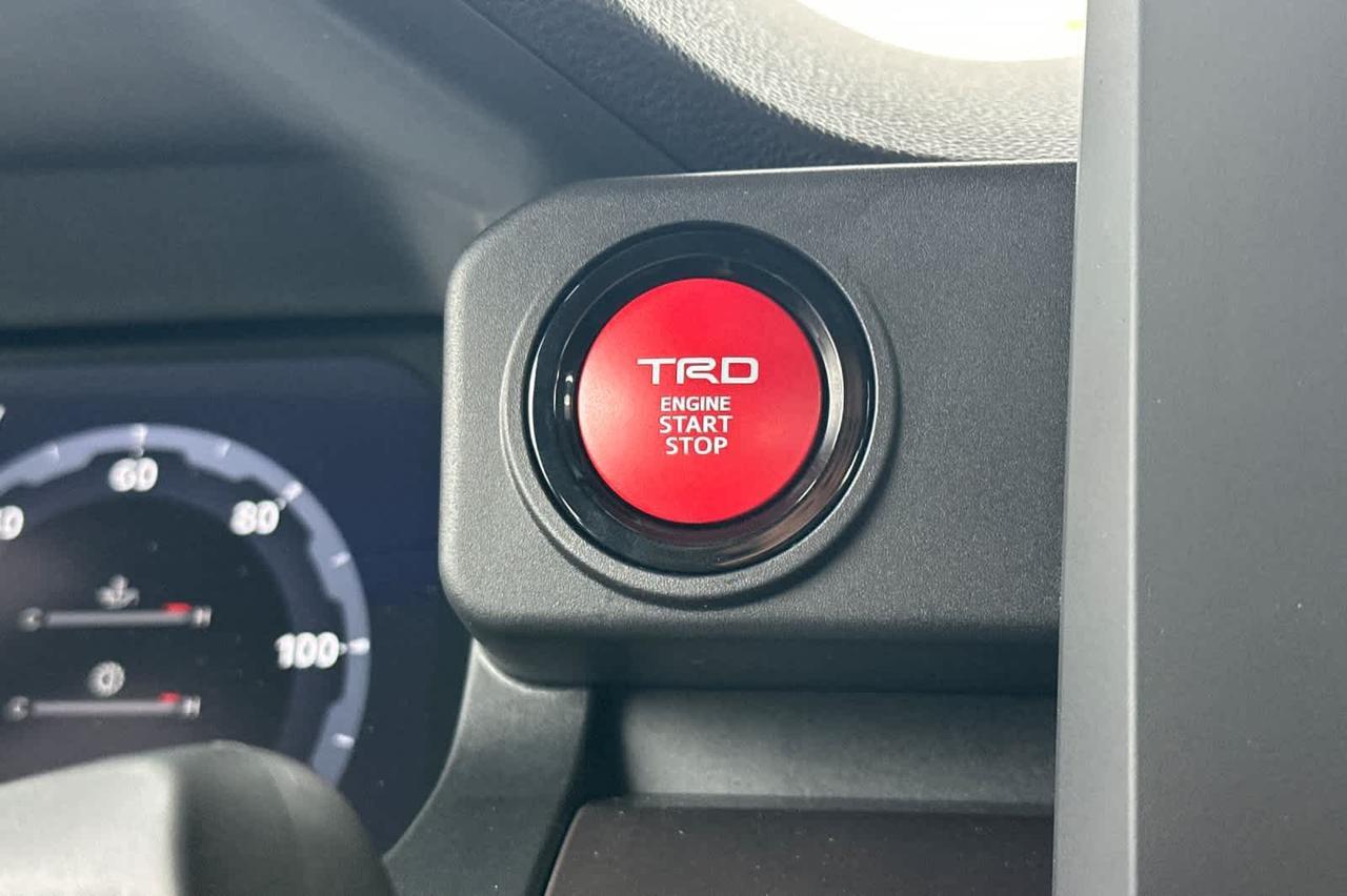 2025 Toyota Tacoma TRD Off Road Roseville CA