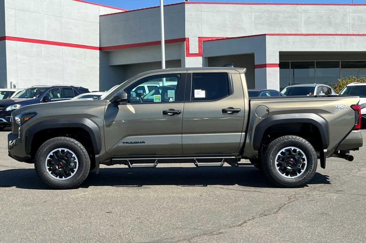 2025 Toyota Tacoma TRD Off Road Roseville CA