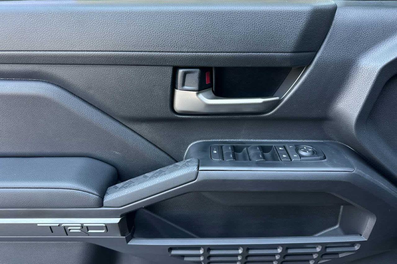 2025 Toyota Tacoma TRD Sport Roseville CA