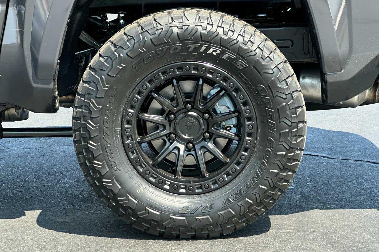 2025 Toyota Tacoma TRD Sport Roseville CA